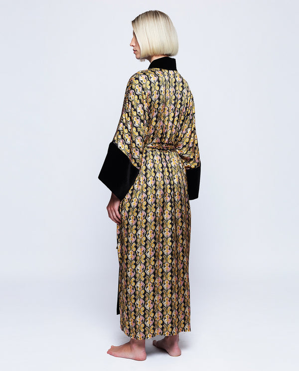 Paisley print black background kimono by MIRTO