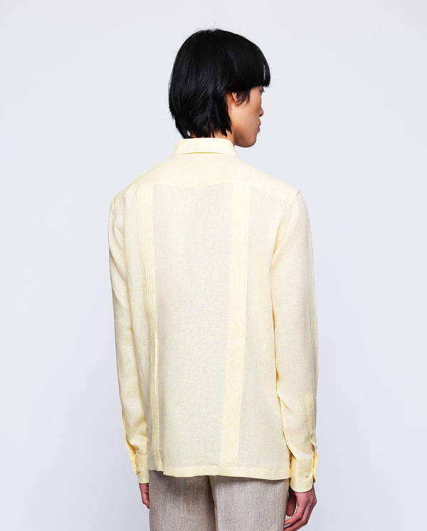 Yellow Guayamisa linen shirt with two pockets
