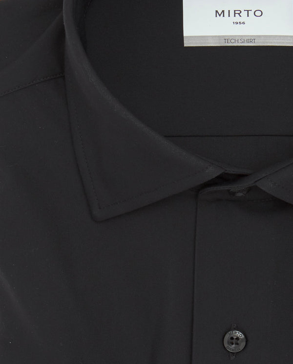 Camisa vestir regular fit "performance" negro by M