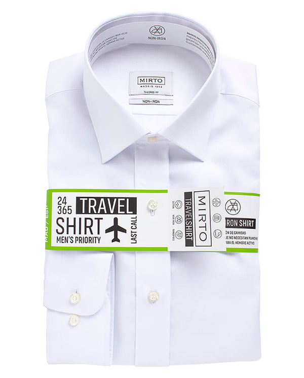 White spread-collar tailored-fit travel-shirt