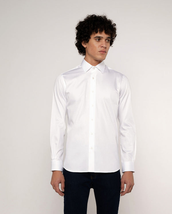 White spread-collar tailored-fit dress shirt