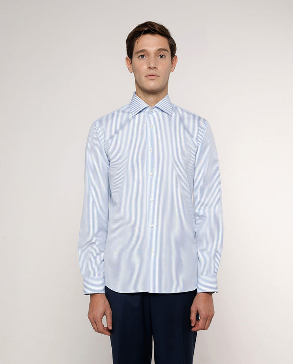 Spread collar tailored-fit extra-long shirt