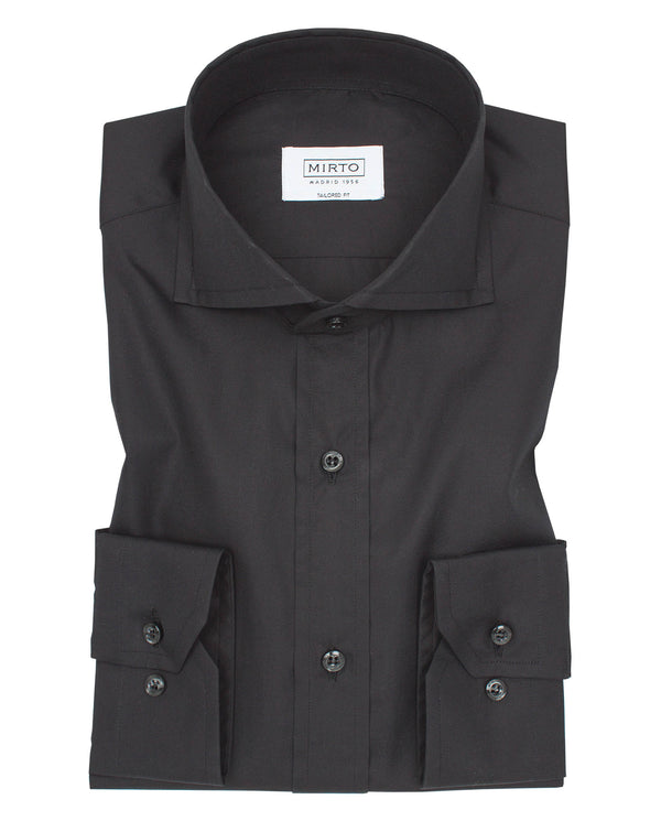 Black spread collar tailored-fit shirt