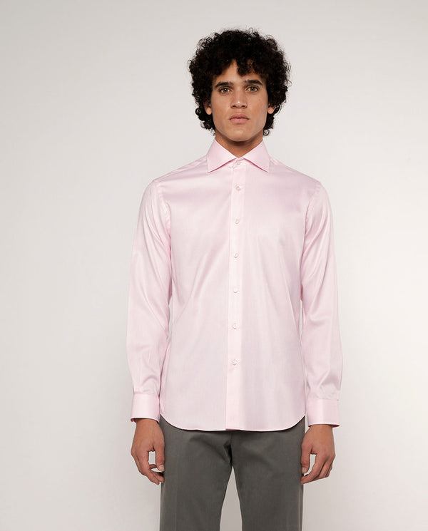 Pink spread-collar dress shirt